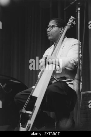 Bob Cranshaw, North Sea Jazz Festival, The Hague, Paesi Bassi, c1982. Foto Stock