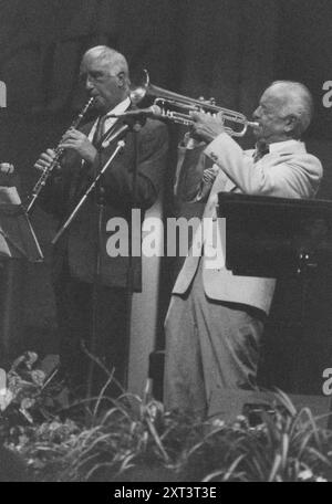 Kenny Baker e Roy Willox, Barbican, Londra 1993. Foto Stock