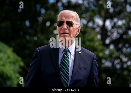 Washington, Stati Uniti. 13 agosto 2024. Il presidente Joe Biden lascia la Casa Bianca a Washington DC martedì 13 agosto 2024. Il Presidente e la First Lady sono in viaggio a New Orleans, Louisiana, per partecipare all'evento dell'iniziativa Biden Cancer Moonshot presso la Tulane University. Foto di Bonnie Cash/Pool/Sipa USA credito: SIPA USA/Alamy Live News Foto Stock