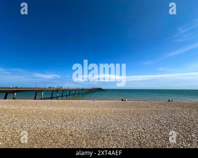 Spiaggia e molo, affare, Kent Foto Stock