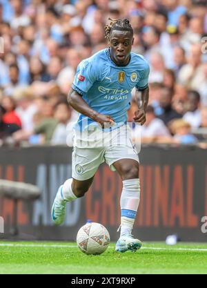 Londra, Regno Unito. 10 agosto 2024. 10 agosto 2024 - Manchester City vs Manchester United - Scudo comunitario - Stadio di Wembley. Jérémy Doku di Manchester City in azione. Crediti immagine: Mark Pain/Alamy Live News Foto Stock