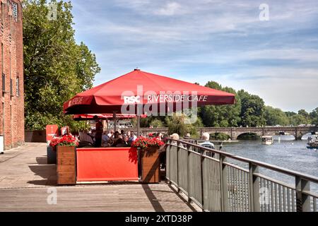 Riverside Cafe, RSC Balcony, Stratford Upon Avon, Warwickshire, Inghilterra, REGNO UNITO Foto Stock