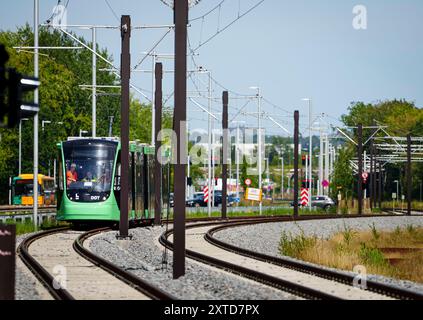 Copenaghen, Danimarca. 14 agosto 2024. Prova su strada della metropolitana leggera della capitale da Glostrup a Roedovre Nord, a Copenaghen, mercoledì 14 agosto 2024. La metropolitana leggera della capitale avrà 29 stazioni su un tratto di 28 km da Lundtofte a Ishoej. La ferrovia leggera dovrebbe aprirsi nel 2025. (Foto: Liselotte Sabroe/Ritzau Scanpix) credito: Ritzau/Alamy Live News Foto Stock