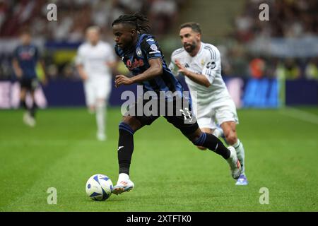 Varsavia, Polonia. 14 agosto 2024. Ademola Lookman dell'Atalanta e Dani Carvajal del Real Madrid durante la partita di Supercoppa UEFA 2024 tra Real Madrid e Atalanta - Supercoppa UEFA 2024 allo Stadio Nazionale - Sport, calcio - Varsavia, Polonia - mercoledì 14 agosto 2024 (foto di massimo Paolone/LaPresse) credito: LaPresse/Alamy Live News Foto Stock