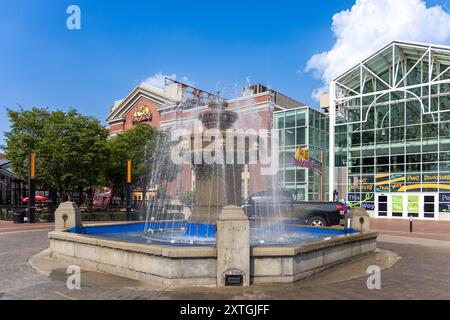 Port Discovery Children's Museum presso il porto interno di Baltimora Foto Stock