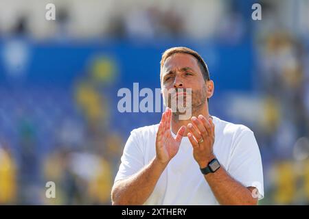 Estoril, Portogallo. 11 agosto 2024. Vasco Matos (CD Santa Clara) visto durante la partita della Liga Portugal tra squadre di GD Estoril Praia e CD Santa Clara all'Estadio Antonio Coimbra da Mota. GD Estoril Praia vs CD Santa Clara. GD Estoril Praia sconfitto dal CD Santa Clara 1-1 Credit: SOPA Images Limited/Alamy Live News Foto Stock