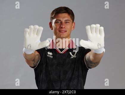 Sheffield, Regno Unito. 13 agosto 2024. Michael Cooper firma per lo Sheffield United nella foto al Bramall Lane Sheffield. Foto : Simon Bellis/Sportimage credito: Sportimage Ltd/Alamy Live News Foto Stock