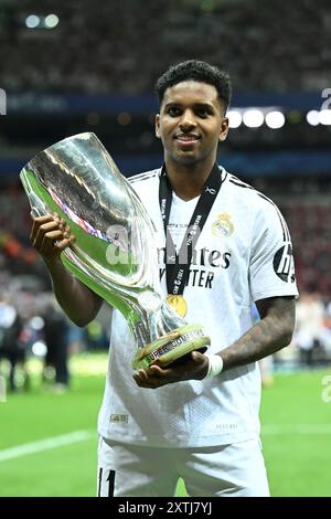 Rodrygo va (Real Madrid) durante la partita di Supercoppa europea UEFA 2024 tra il Real Madrid 2-0 Atalanta allo Stadio Nazionale il 14 agosto 2024 a Varsavia, in Polonia. Crediti: Maurizio Borsari/AFLO/Alamy Live News Foto Stock