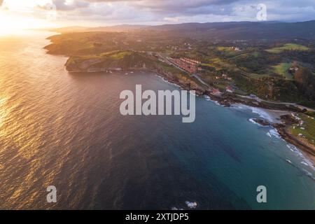 Veduta aerea di Comillas sul nord della Spagna Foto Stock