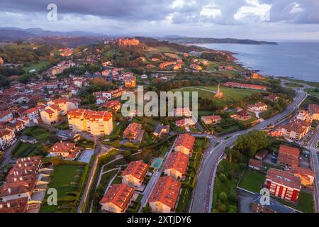 Veduta aerea di Comillas sul nord della Spagna Foto Stock