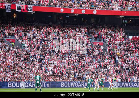 AMSTERDAM, PAESI BASSI - 15 AGOSTO: Tabellone pubblicitario BouwGarant durante il terzo turno di qualificazione della UEFA Champions League 2nd Leg match tra AFC Ajax e Panathinaikos FC alla Johan Cruijff Arena il 15 agosto 2024 ad Amsterdam, Paesi Bassi. (Foto di Peter Lous/Orange Pictures) credito: Orange Pics BV/Alamy Live News Foto Stock