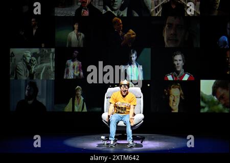 Edimburgo, Scozia, Regno Unito. 15 agosto 2024. Festival Internazionale di Edimburgo: Amleto - prima produzione britannica, prova completa dello spettacolo teatrale della compagnia peruviana Teatro la Plaza, una nuova interpretazione del classico shakespeariano di otto attori che hanno la sindrome di Down prima che apra al pubblico stasera, in mostra al teatro Royal Lyceum. Crediti: Craig Brown/Alamy Live News Foto Stock