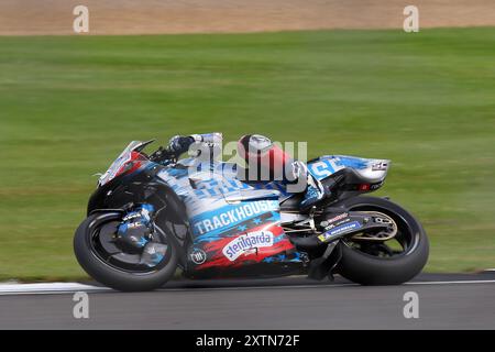 Raul Fernandez - Trackhouse Racing - pilota numero 25 su un Aprilia al Gran Premio di MotoGP 2024 a Silverstone nell'agosto 2024 Foto Stock