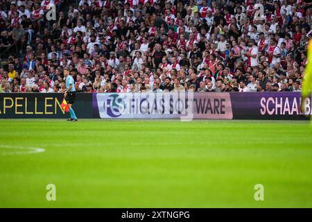 Amsterdam, Paesi Bassi. 15 agosto 2024. AMSTERDAM, PAESI BASSI - 15 AGOSTO: Striscione Cmmercial Fiqas software durante il terzo turno di qualificazione della UEFA Champions League 2nd Leg match tra AFC Ajax e Panathinaikos FC alla Johan Cruijff Arena il 15 agosto 2024 ad Amsterdam, Paesi Bassi. (Foto di Patrick Goosen/Orange Pictures) credito: Orange Pics BV/Alamy Live News Foto Stock