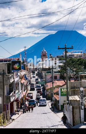 Via volcan Tolíman e via Sololá, dipartimento di Sololá, Guatemala, America centrale Foto Stock