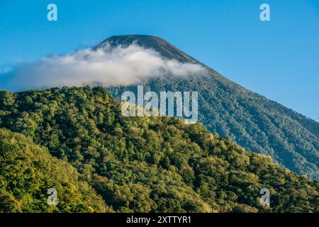 volcan Atitlán, dipartimento di Sololá, Guatemala, America centrale Foto Stock