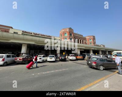 L'aeroporto di Lahore è noto anche come l'aeroporto internazionale Allama Iqbal è il secondo aeroporto civile per traffico in Pakistan aperto nel 1962 Foto Stock