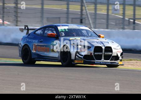 Tim Reiter (DEU) / Leon Wassertheurer (DEU), #3, BMW M4 GT4, Team: Hofor Racing di Bonk Motorsport (CHE), Motorsport, ADAC GT4 Germania, 2024, Lauf 4, Nuerburgring, Nuerburg, Rheinland-Pfalz, 16.08.2024 foto: Eibner-Pressefoto/Juergen Augst Foto Stock