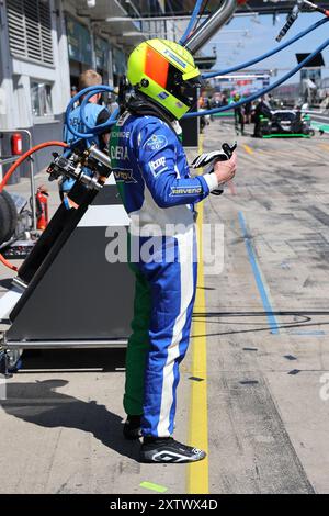 Ralf Schumachr nach den ersten Runden im Ligier JS P320 LMP3 Renner bei seinem Motorsport Comback als Rennfahrer auf dem Nuerburgring Motorsport, ADAC Prototype Cup Germany 2024, Lauf 5, Nuerburgring, Nuerburg, Rheinland-Pfalz, 16.08.2024 foto: Eibner-Pressefoto/Juergen Augst Foto Stock