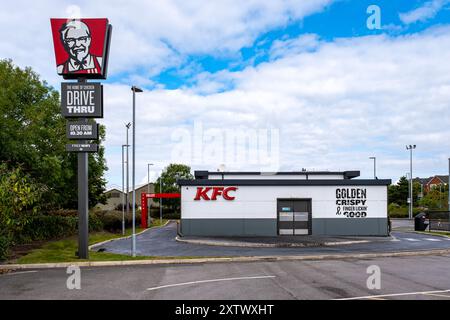 Ristorante KFC Drive Thru o da asporto a Crewe Cheshire Regno Unito Foto Stock