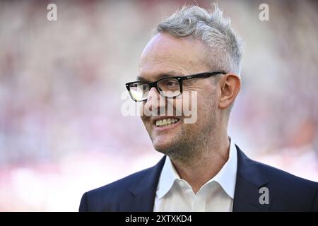 Presidente del Consiglio di amministrazione Alexander Wehrle VfB Stuttgart, ritratto, sorrisi, MHPArena, MHP Arena Stuttgart, Baden-Wuerttemberg, Germania, Europa Foto Stock