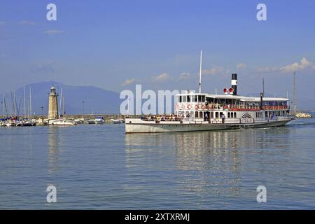 La nave turistica Italia sul Lago di Garda, Italia, battello a vapore, Europa Foto Stock