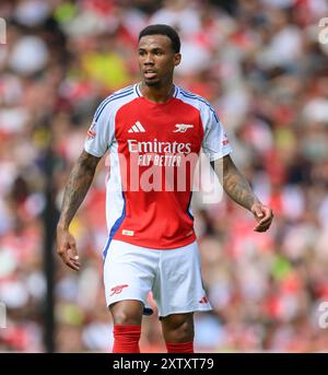 Londra, Regno Unito. 11 agosto 2024 - Arsenal V Olympique Lyonnais - Emirates Cup - Emirates Stadium. Gabriel dell'Arsenal in azione. Crediti immagine: Mark Pain / Alamy Live News Foto Stock