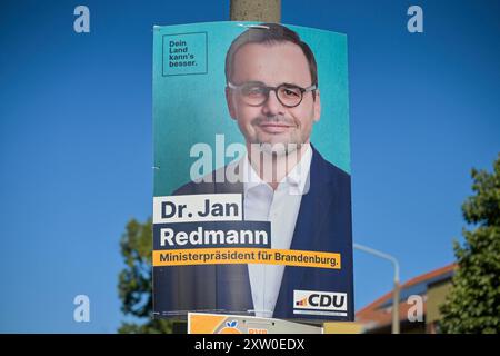 Jan Redmann, CDU, Wahlplakat zur Landtagswahl in Brandeburgo am 22.09.2024, Potsdam, Brandeburgo, Deutschland *** Jan Redmann, CDU, manifesto elettorale per le elezioni statali in Brandeburgo il 22 09 2024, Potsdam, Brandeburgo, Germania Foto Stock