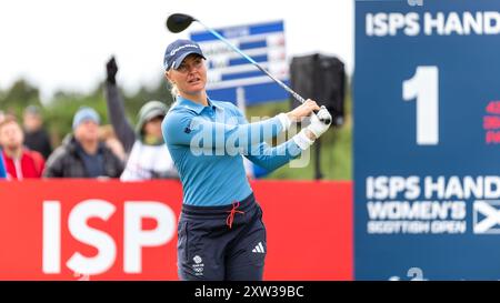 Ayrshire settentrionale, Scozia. 17 agosto 2024. Charley Hull parte nella prima buca durante il terzo round dell'ISPS HANDA Women's Scottish Open 2024 a Dundonald Links. Crediti: Tim Gray/Alamy Live News Foto Stock