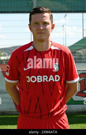 Friburgo, Germania - 08 agosto 2024: Mediaday / sessione fotografica con 1. Bundesliga SC Freiburg Profis, Michael Gregoritsch No. 38, Credit:mediensegel/Alamy Live News Foto Stock