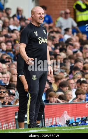 Liverpool, Regno Unito. 17 agosto 2024. L'allenatore dell'Everton Sean Dyche durante la partita tra Everton FC e Brighton & Hove Albion FC English Premier League al Goodison Park, Liverpool, Inghilterra, Regno Unito il 17 agosto 2024 Credit: Every Second Media/Alamy Live News Foto Stock