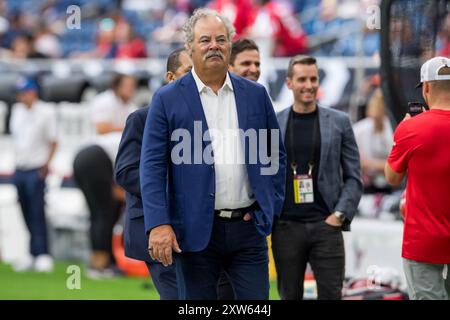 17 agosto 2024: Il proprietario degli Houston Texans Cal McNair prima di una gara di pre-stagione tra i New York Giants e gli Houston Texans a Houston, Texas. Trask Smith/CSM (immagine di credito: © Trask Smith/Cal Sport Media) Foto Stock