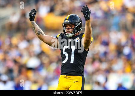 Hookstown, Pennsylvania, Stati Uniti. 17 agosto 2024. Il linebacker dei Pittsburgh Steelers NICK HERBIG (51) scalda la folla durante la partita di football tra i Pittsburgh Steelers e i Buffalo Bills a Pittsburgh, Pennsylvania. (Immagine di credito: © Brent Gudenschwager/ZUMA Press Wire) SOLO PER USO EDITORIALE! Non per USO commerciale! Foto Stock