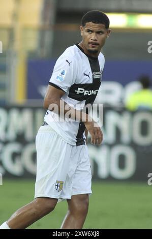 Simon Sohm del Parma AC durante Parma FC vs ACF Fiorentina, 1Â° serie A Enilive 2024-25 partita allo stadio Ennio Tardini di Parma (PR), il 17 agosto 2024. Foto Stock