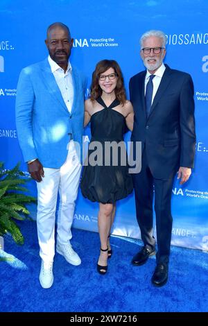 Dennis Haysbert, Lisa Loeb e Ted Danson bei der 17. Festa estiva al SeaChangeSummer in einer Privatresidenz. Laguna Beach, 17.08.2024 *** Dennis Haysbert, Lisa Loeb e Ted Danson al 17 SeaChangeSummer Party in una residenza privata Laguna Beach, 17 08 2024 foto:xD.xStarbuckx/xFuturexImagex Seachangesummer 4872 Foto Stock
