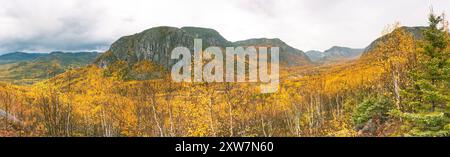 Vista panoramica del parco nazionale Grand jardin in Quebec durante l'autunno Foto Stock