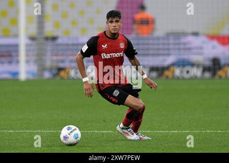 Piero Hincapie ( Bayer 04 Leverkusen ). GER, Bayer 04 Leverkusen vs VFB Stuttgart, Fussball, DFL Supercup finale, Spielzeit 2024/2025, 17.08.2024 LE NORMATIVE DFL VIETANO QUALSIASI USO DI FOTOGRAFIE COME SEQUENZE DI IMMAGINI E/O QUASI-VIDEO foto: Eibner-Pressefoto/Thomas Thienel Foto Stock