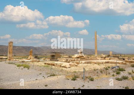 Rovine del Palazzo Bar-e AAM presso l'antica Pasargadae -shiraz- Iran Foto Stock