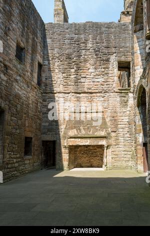 Rovine del palazzo di Linlithgow, West Lothian, Scozia. Agosto 2024. Foto Stock