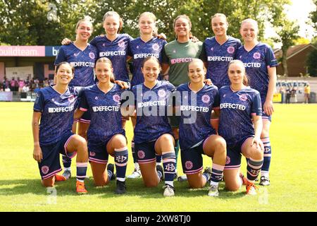 Londra, Regno Unito. 18 agosto 2024. Londra, Inghilterra, 18 agosto 2024: Giocatori del Dulwich Hamlet a partire da XI durante la partita di fa Womens National League Division One South East tra Dulwich Hamlet e Norwich a Champion Hill a Londra, Inghilterra. (Liam Asman/SPP) credito: SPP Sport Press Photo. /Alamy Live News Foto Stock