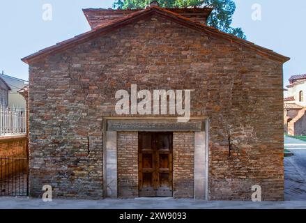 Mausoleo di Galla Placidia, patrimonio dell'umanità dell'UNESCO, Ravenna, Emilia-Romagna, Italia Foto Stock