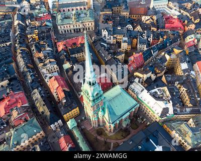 Stoccolma, Svezia: Veduta aerea della chiesa tedesca Gertrud nella città vecchia di Gamla Stan a Stoccolma, capitale della Svezia Foto Stock