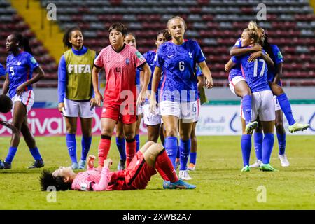 Minji Kim della Repubblica di Corea e Cyrielle Blanc della Francia durante la partita Francia contro Repubblica di Corea del 17 agosto della Coppa del mondo femminile FIFA U-20, Foto Stock