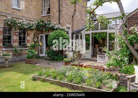 Veranda e orto di Wimbledon, a sud-ovest di Londra, Inghilterra, Regno Unito. Foto Stock