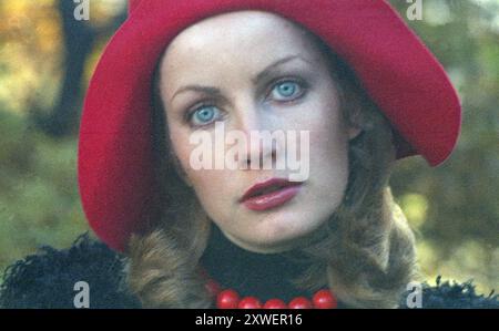 1974 cappello da donna britannico Foto Stock