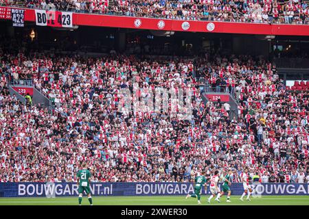 AMSTERDAM, PAESI BASSI - 15 AGOSTO: Tabellone pubblicitario BouwGarant durante il terzo turno di qualificazione della UEFA Champions League 2nd Leg match tra AFC Ajax e Panathinaikos FC alla Johan Cruijff Arena il 15 agosto 2024 ad Amsterdam, Paesi Bassi. (Foto di Peter Lous/Orange Pictures) Foto Stock