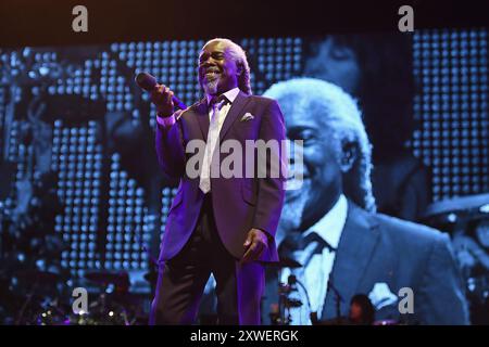 HENLEY-ON-THAMES, INGHILTERRA - 17 AGOSTO: Billy Ocean si esibisce al Rewind, Temple Island Meadows il 17 agosto 2024 a Henley-on-Thames, Inghilterra. CAP/MAR Foto Stock