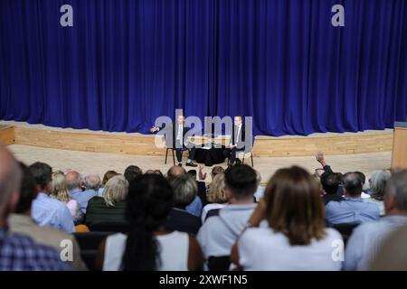 Yarm, Regno Unito. 17 agosto 2024. Immagine © concessa in licenza a Parsons Media. 17/08/2024. Yarm, Regno Unito. Tom Tugendhat deputato al Northern Conservative Hustings. Principessa Alexandra. Il candidato alla leadership Tom Tugendhat MP partecipa alle Northern Conserative Hustings durante la sua campagna di leadership. Foto di Credit: andrew parsons/Alamy Live News Foto Stock