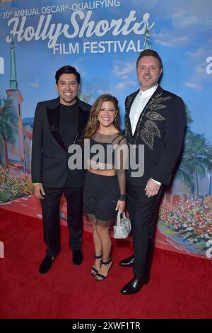 Camilo Triana, Jamie Renee Smith e Christopher Kelsey bei der Preisverleihung vom 20. HollyShorts Film Festival 2024 m Egyptian Theater. Los Angeles, 18.09.2024 *** Camilo Triana, Jamie Renee Smith e Christopher Kelsey alla cerimonia di premiazione del 20 HollyShorts Film Festival 2024 all'Egyptian Theater Los Angeles, 18 09 2024 foto:xD.xStarbuckx/xFuturexImagex shorts 4885 Foto Stock