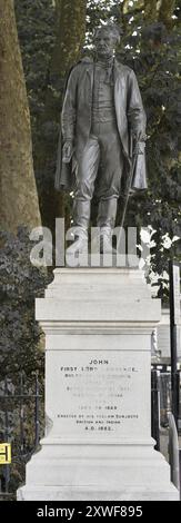 Statua commemorativa, a Londra, Inghilterra, a John First Lord Lawrence, viceré dell'India dal 1864 al 1869. Foto Stock